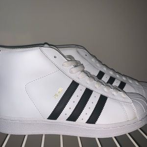 Adidas Pro Model Sneaker